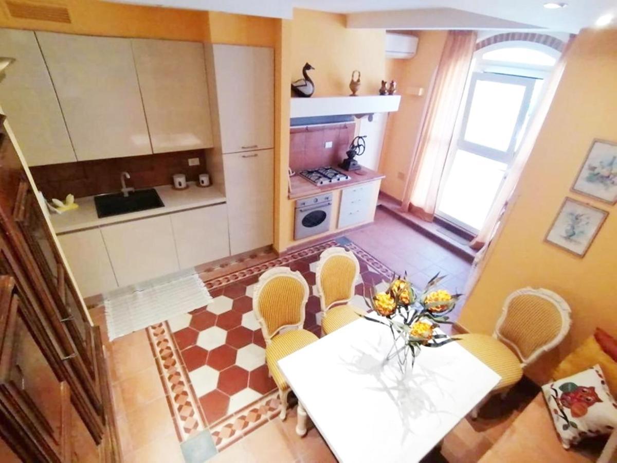 카살레 마리티모 Luxury House Il Borgo Antico 아파트 외부 사진